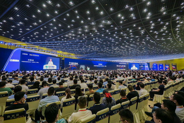 2023年9月10日至11日，欧美av
书记、董事长刘敬桢出席2023中国医疗器械产业峰会暨国药器械生态大会并作大会开幕致辞。河南省人民政府副省长刘尚进，中国科学院院士、海南大学校长骆清铭，郑州市委副书记、市长何雄出席。.jpg